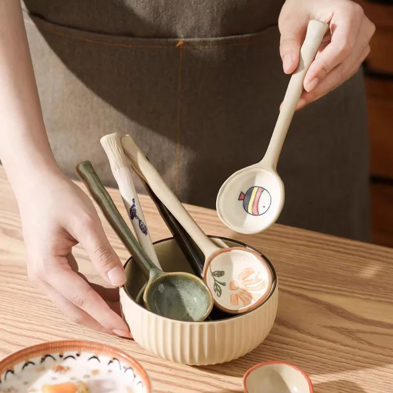 Hand-Painted Ceramic Spoons Co - Outdoor Furniture Vintage のレビューと価格