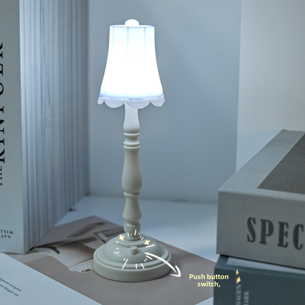 Vintage LED Night Light - Euro - Outdoor Furniture Vintage のレビューと価格
